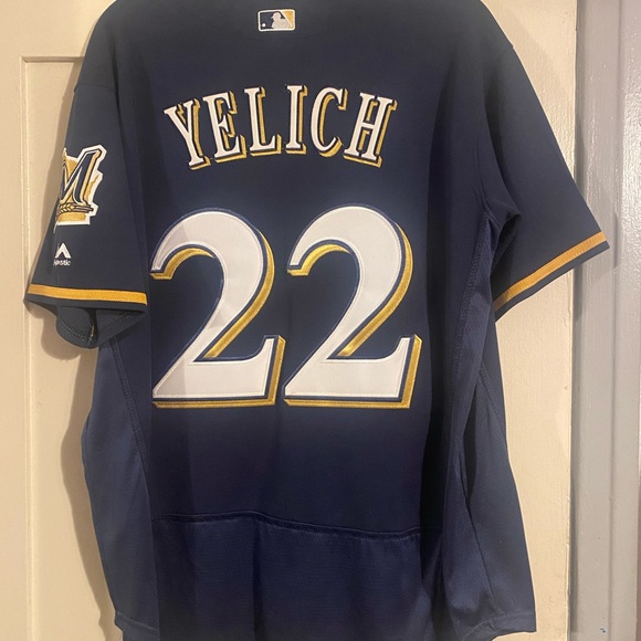 Milwaukee Brewers jersey - Picture 2 of 3